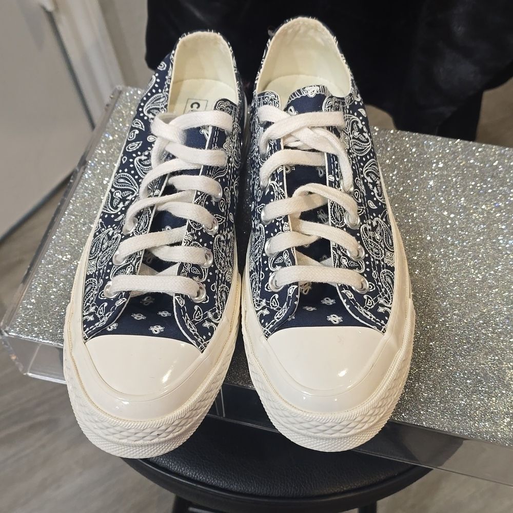 Converse Chuck 70 Paisley Lace-Up Sneaker‎ - Picture 9 of 11